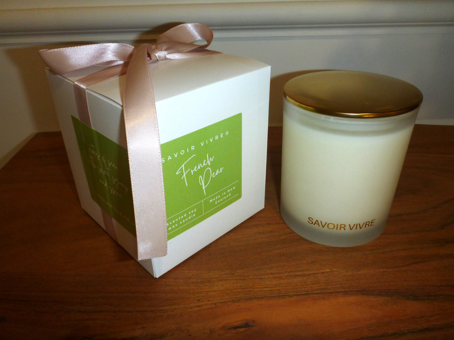 Savoir Vivre French Pear Soy Candle 350g NZ