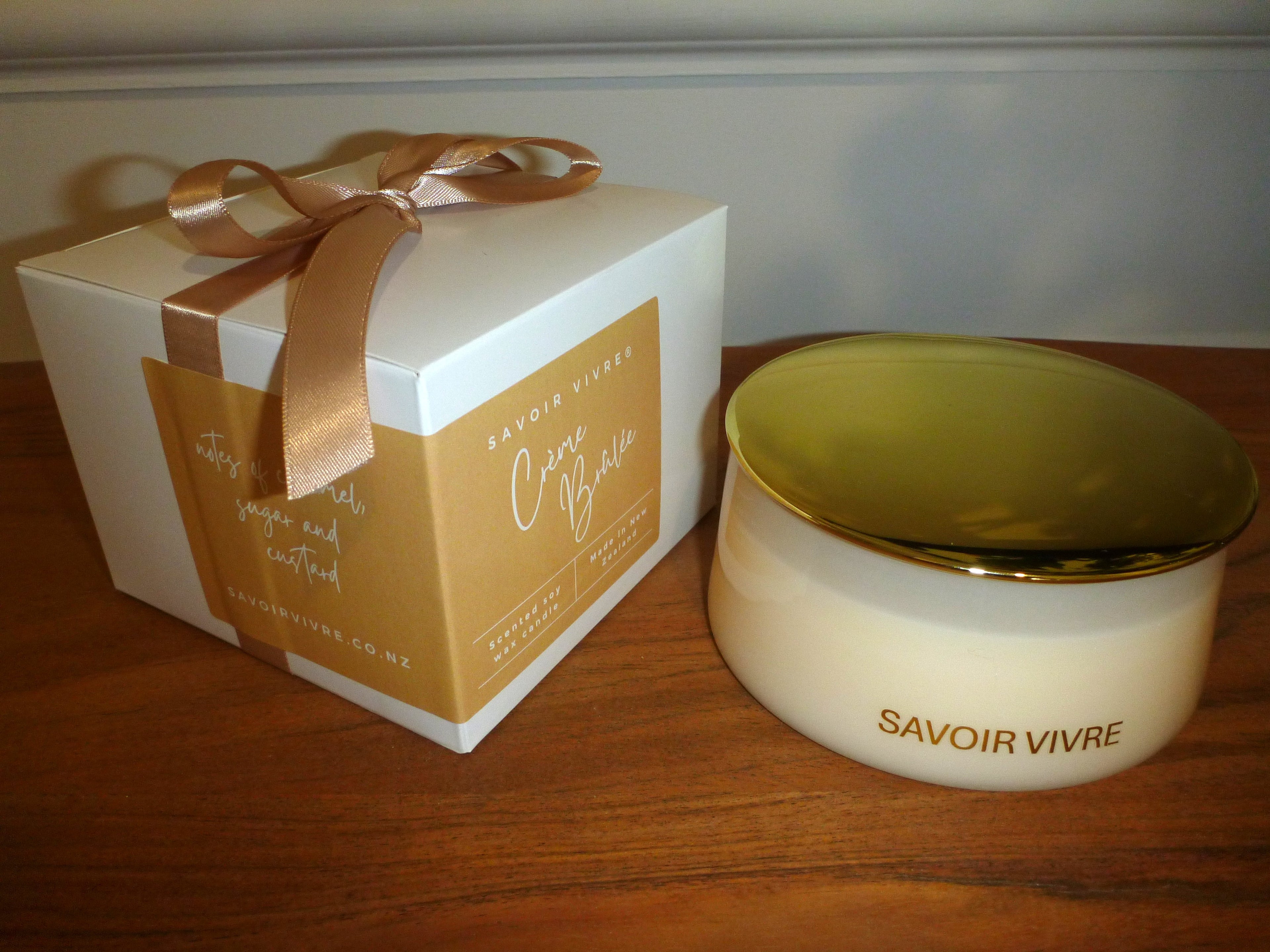 Savoir Vivre Crème Brûlée Blush Soy Candle 300g NZ