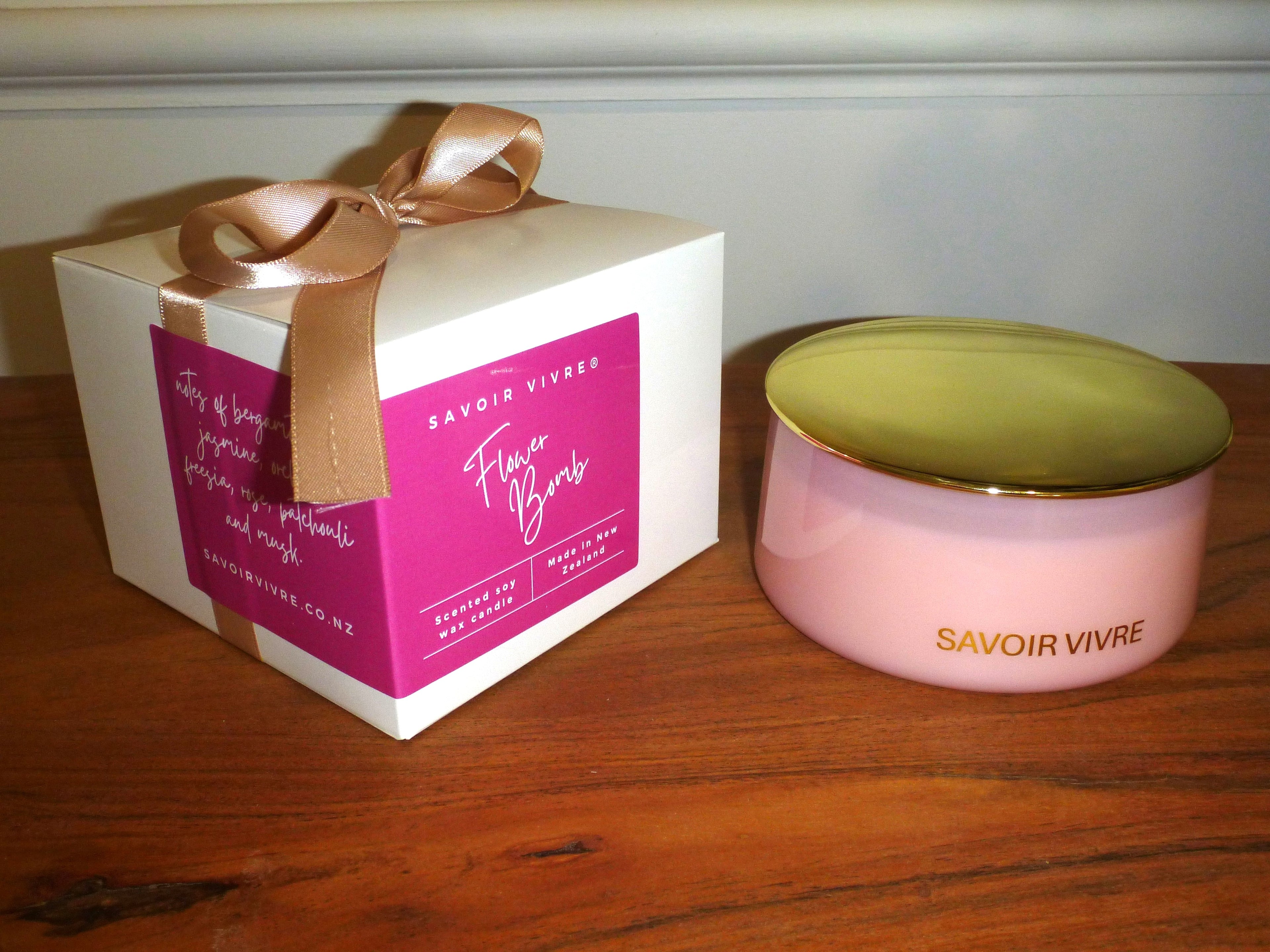 Savoir Vivre Flower Bomb Pink Soy Candle 300g NZ