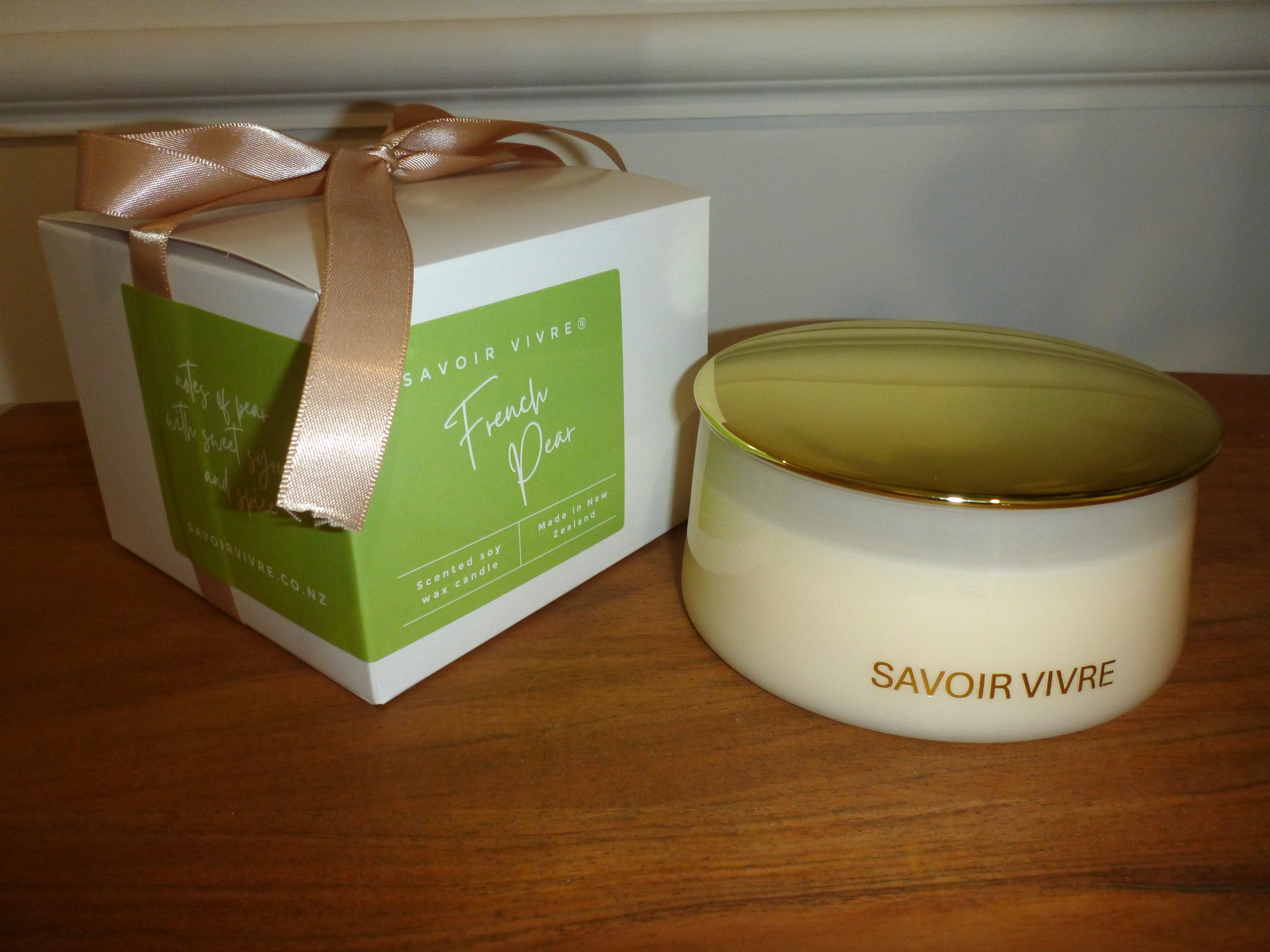 Savoir Vivre French Pear Blush Soy Candle 300g NZ