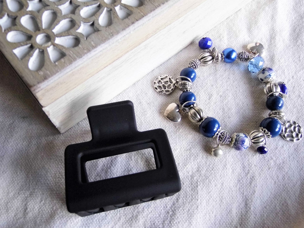 NZ Savoir Vivre Matte Black Hair Claw - Small NZ