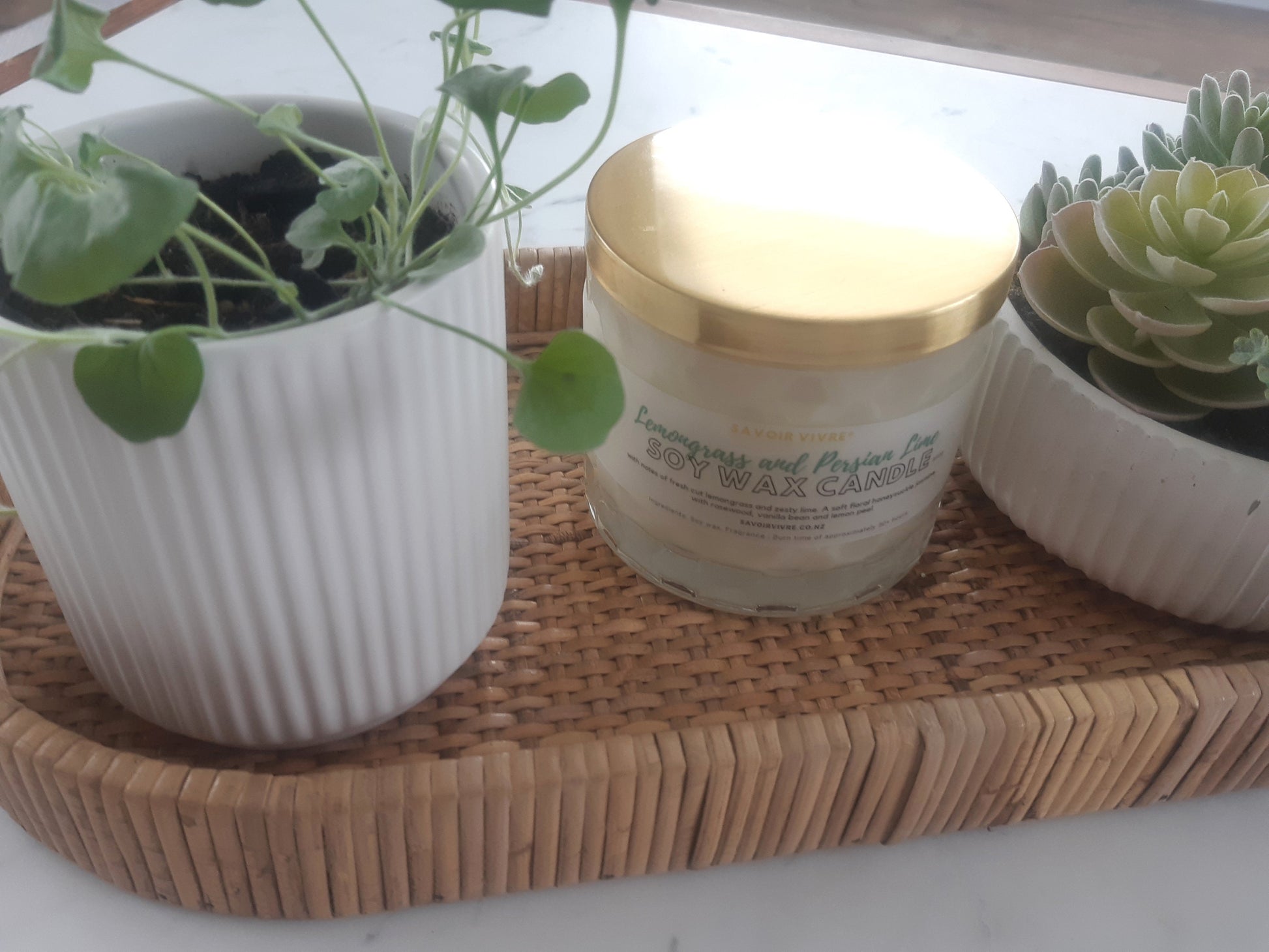 Honeycomb Jar Soy Wax Candle 390g -LEMONGRASS AND PERSIAN LIME
