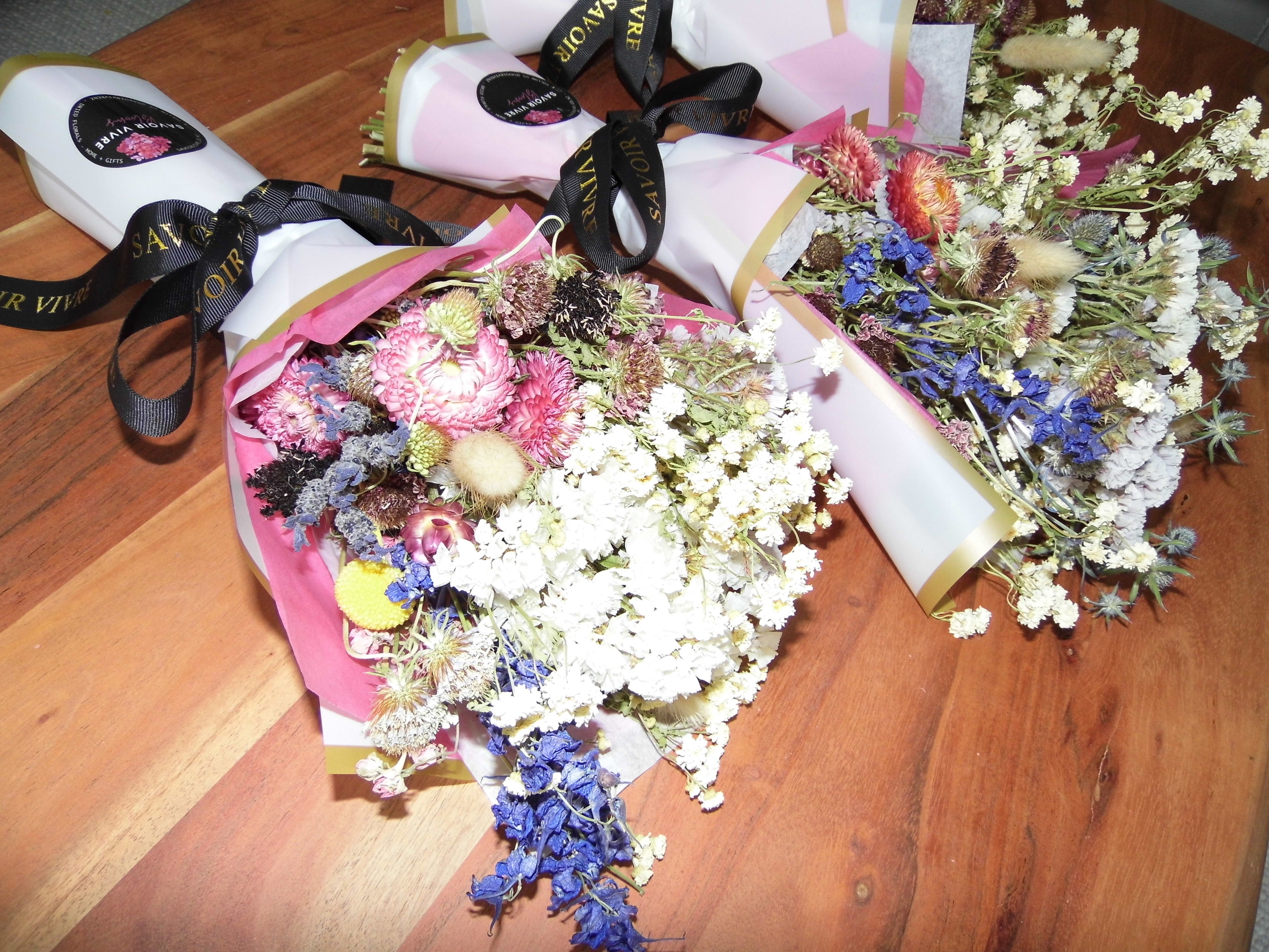 Savoir Vivre Homewares & Gifts Mini Dried Flower Bouquet NZ