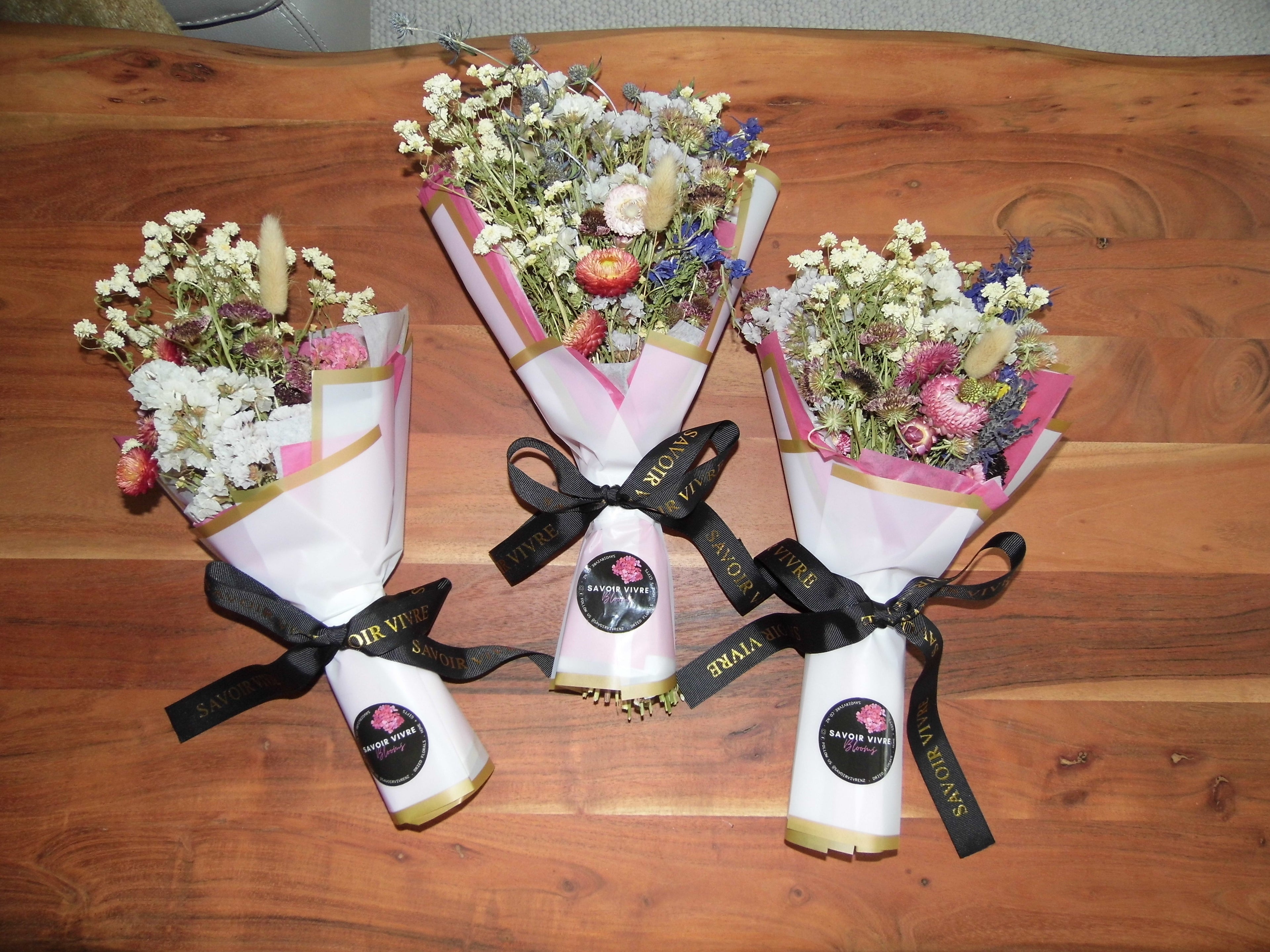 Savoir Vivre Homewares & Gifts NZ Mini Dried Flower Bouquet
