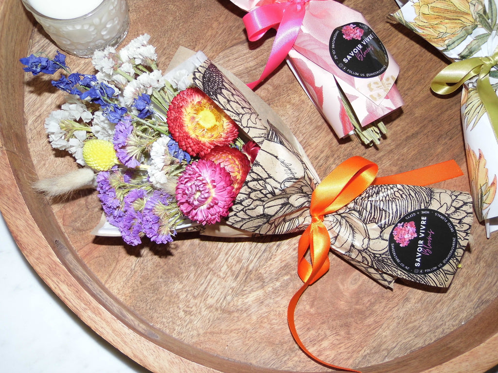 Mini Romantic Dried Flower Bouquet NZ Savoir Vivre Homewares & Gifts