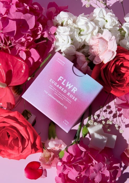 The Aromatherapy Co. Sugared Rose FLWR Candle 100g 